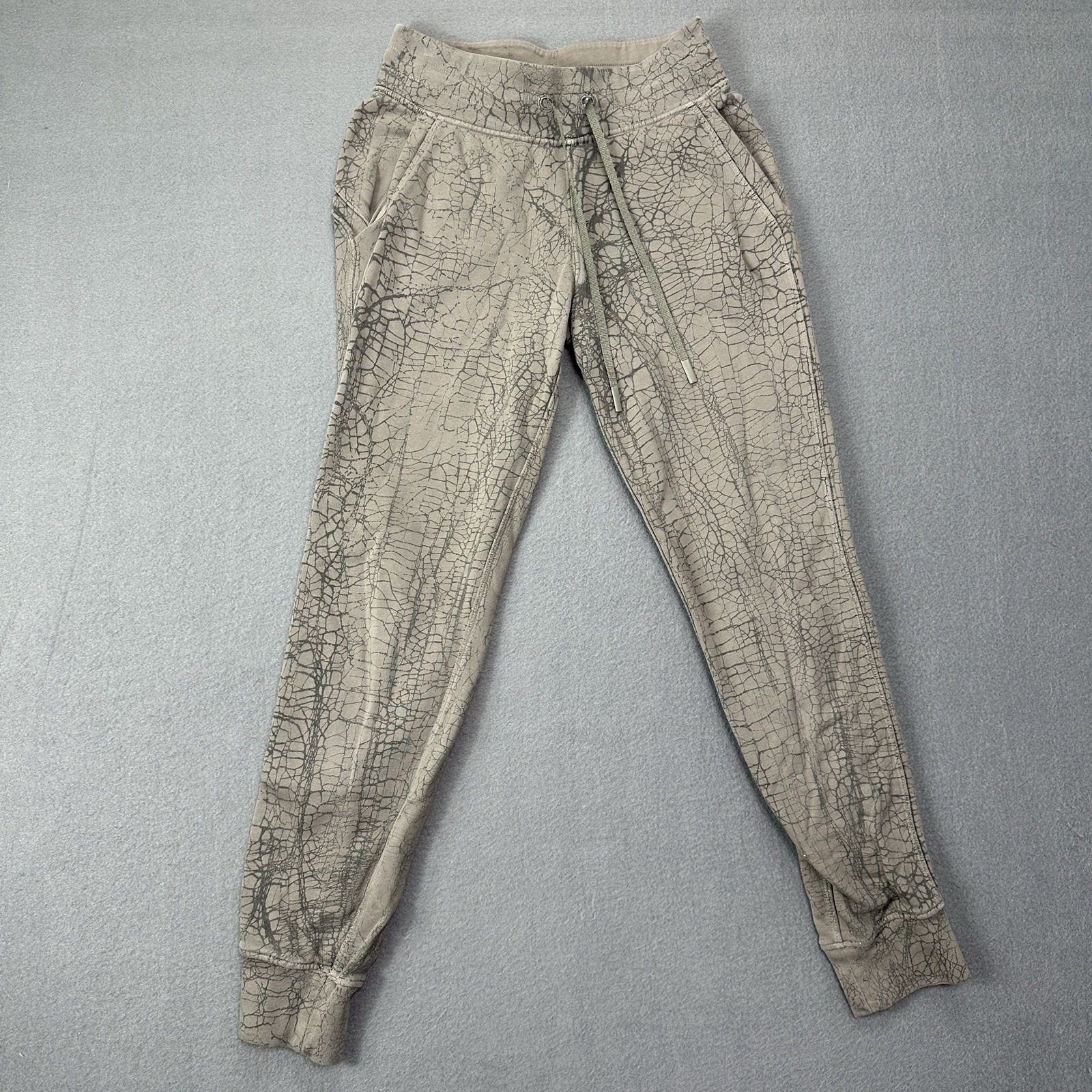 Lululemon Scuba High Rise Jogger Crackle Glaze Asphalt Grey Black Lw5dmxs Size 4